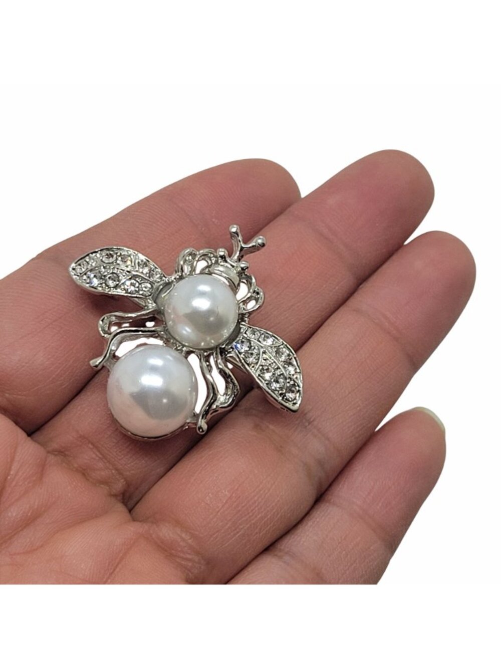 ✨Elegant Vintage Style Pearl Bee Brooch Silver Sparkling Crystals Insect Pin New - Picture 3 of 5